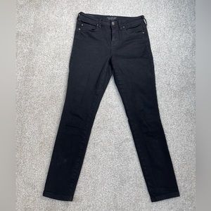 Forever New women's black medium-waisted skinny premium jeans.